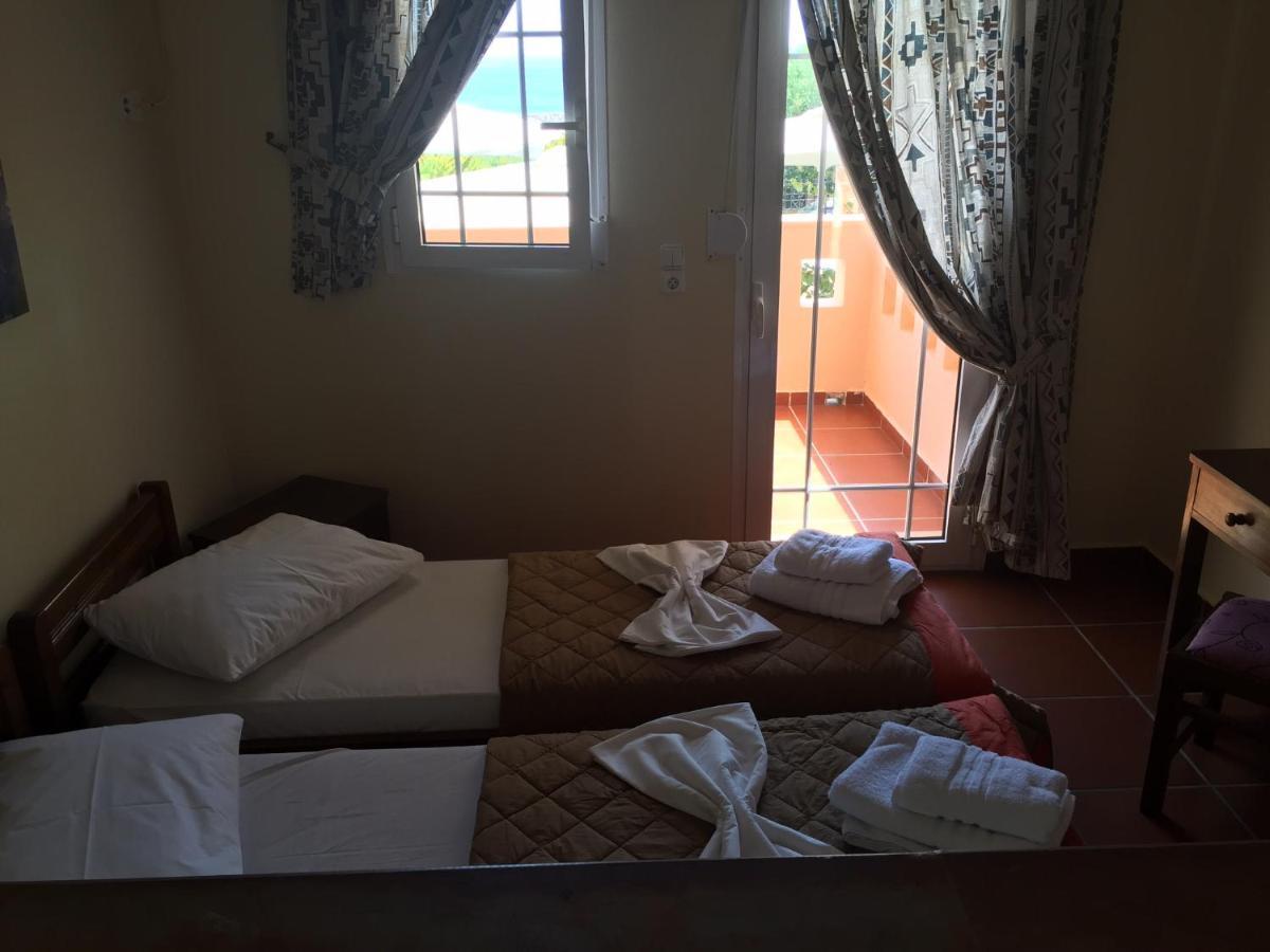 Toulipa Rooms Agia Ermioni Buitenkant foto